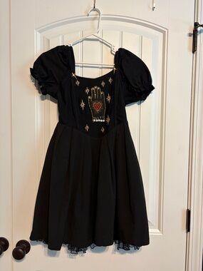 Black Embroidered Palm Motif Puff Sleeve Dress